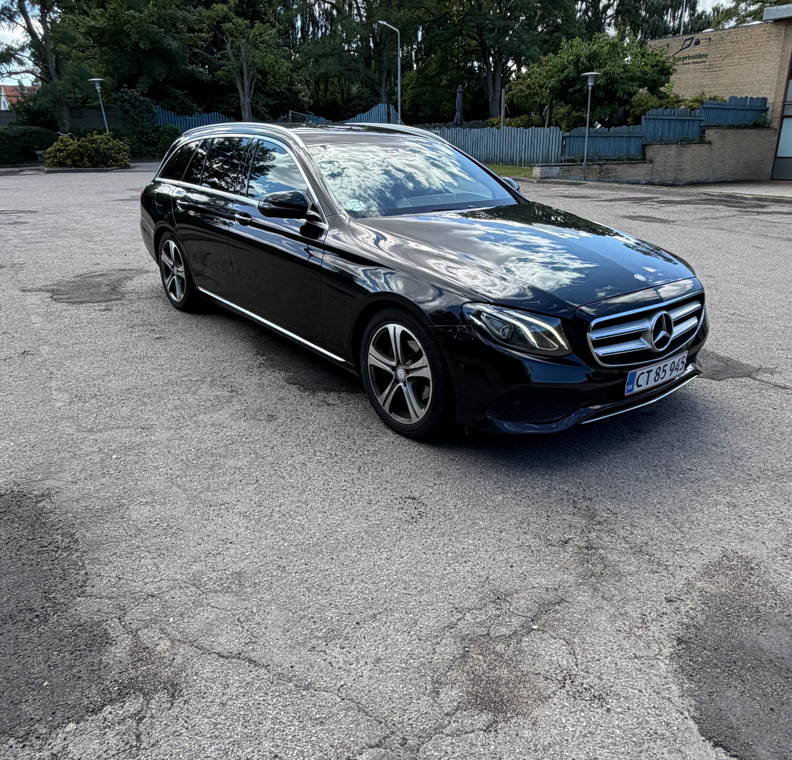 MERCEDES-BENZ E-Klasse