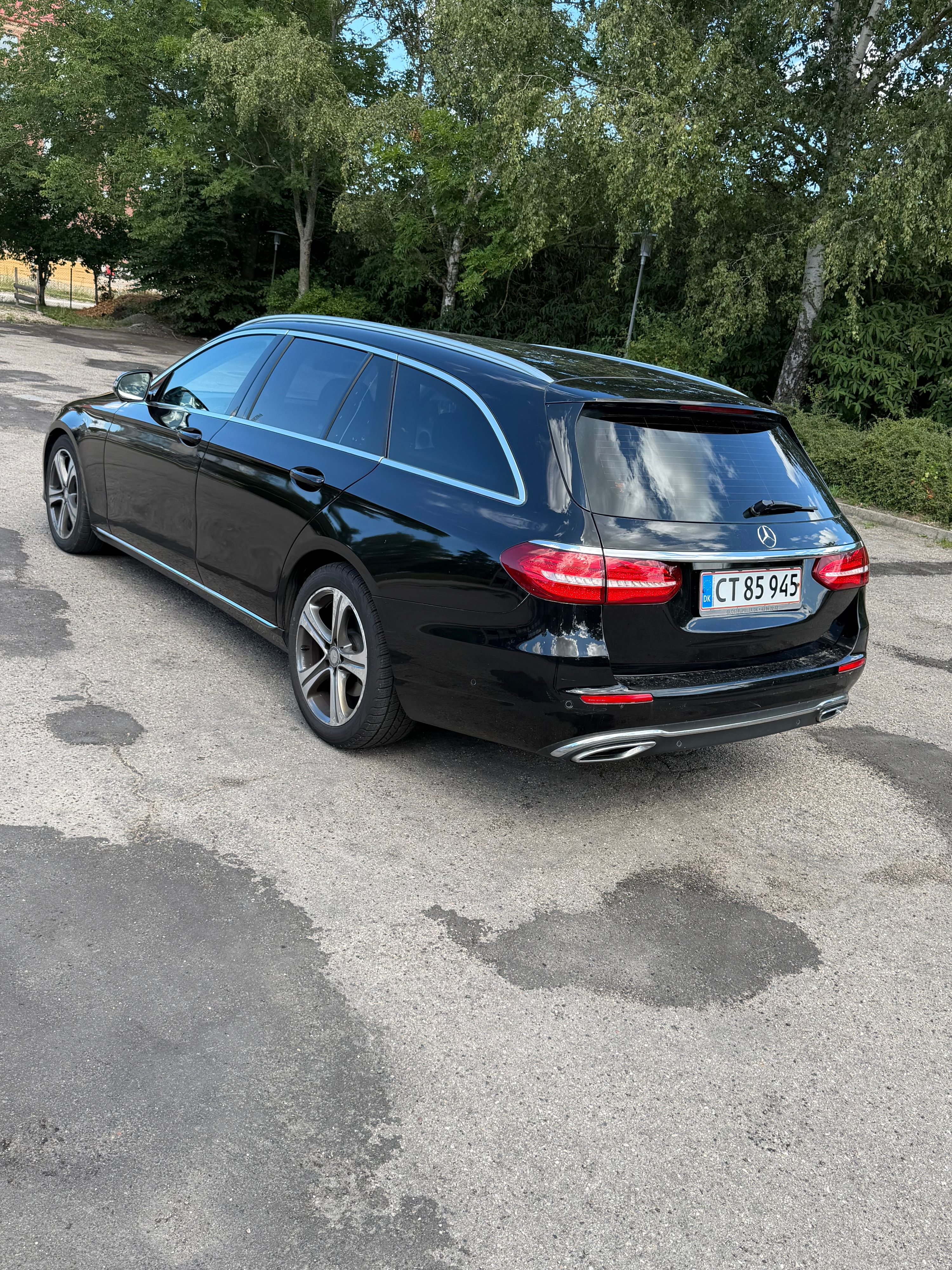 MERCEDES-BENZ E-Klasse Thumbnail 5