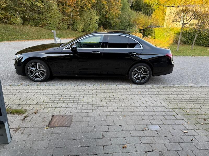 MERCEDES-BENZ E-Klasse Thumbnail 4