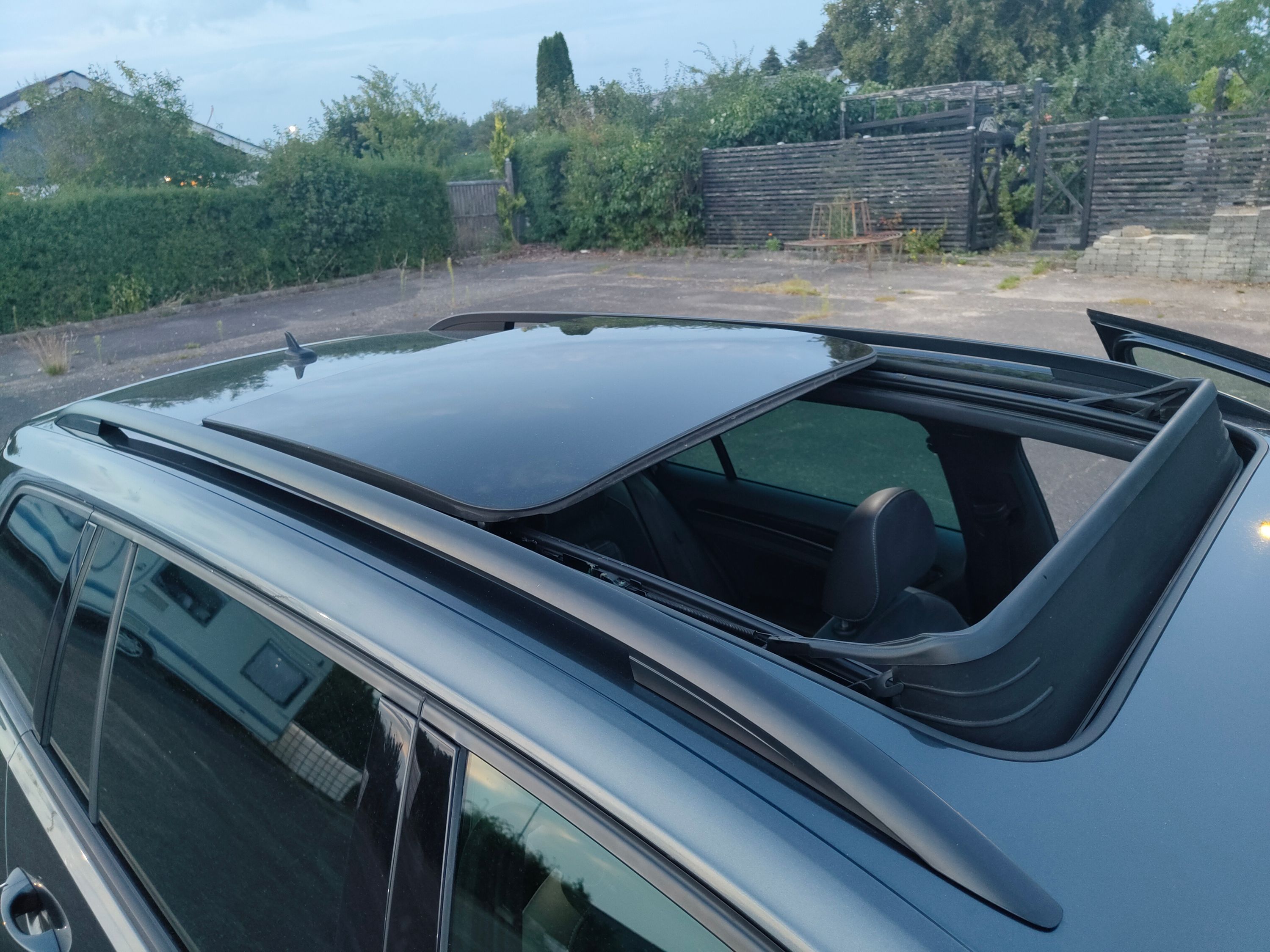 VW Golf Thumbnail 6