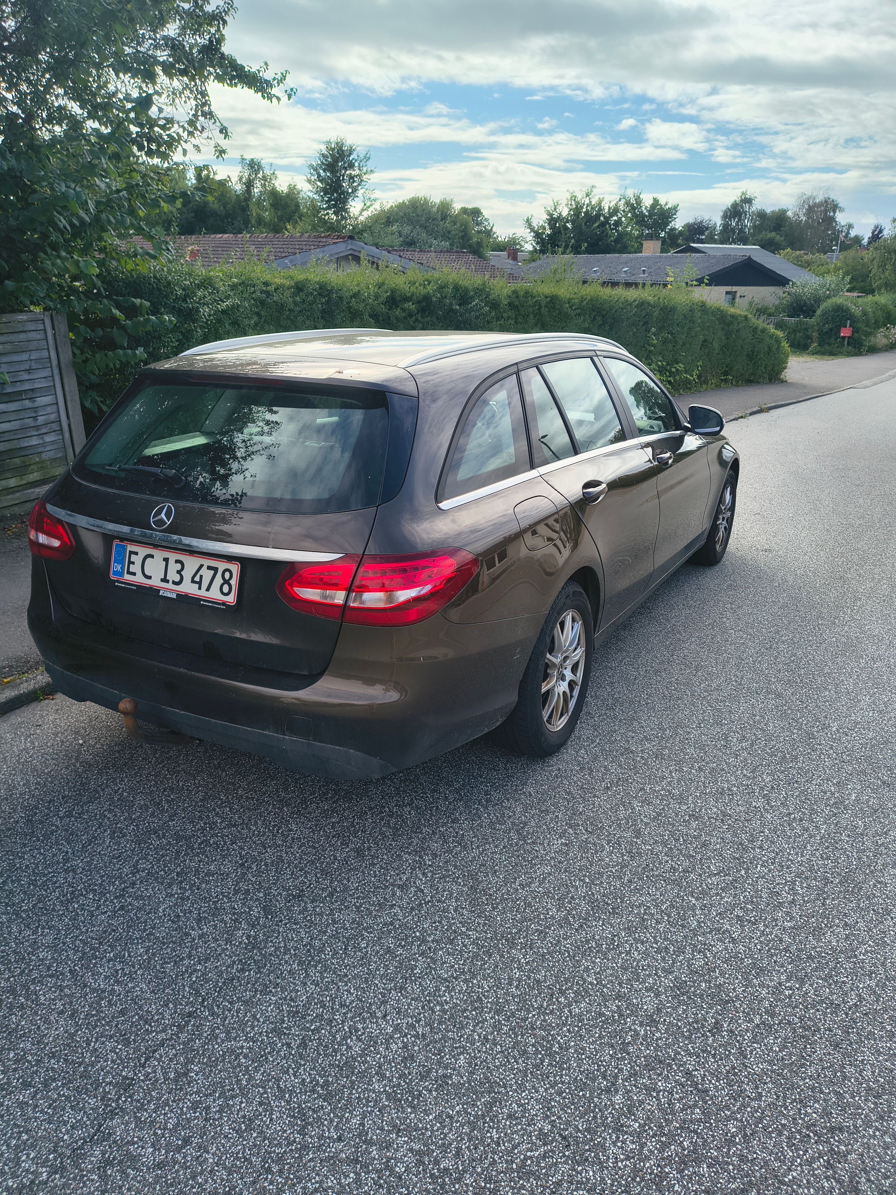 MERCEDES-BENZ C-Klasse Thumbnail 4