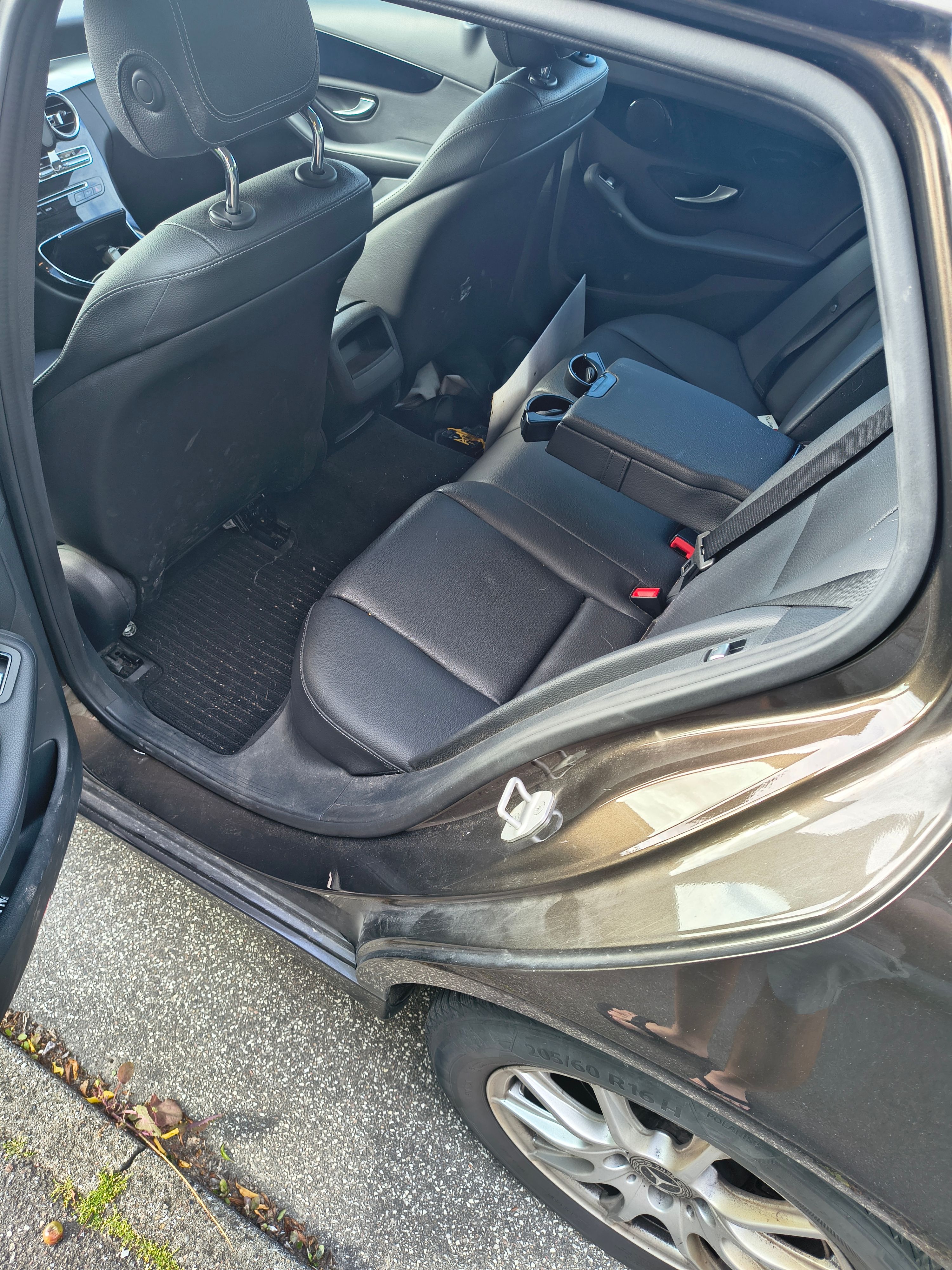 MERCEDES-BENZ C-Klasse Thumbnail 5