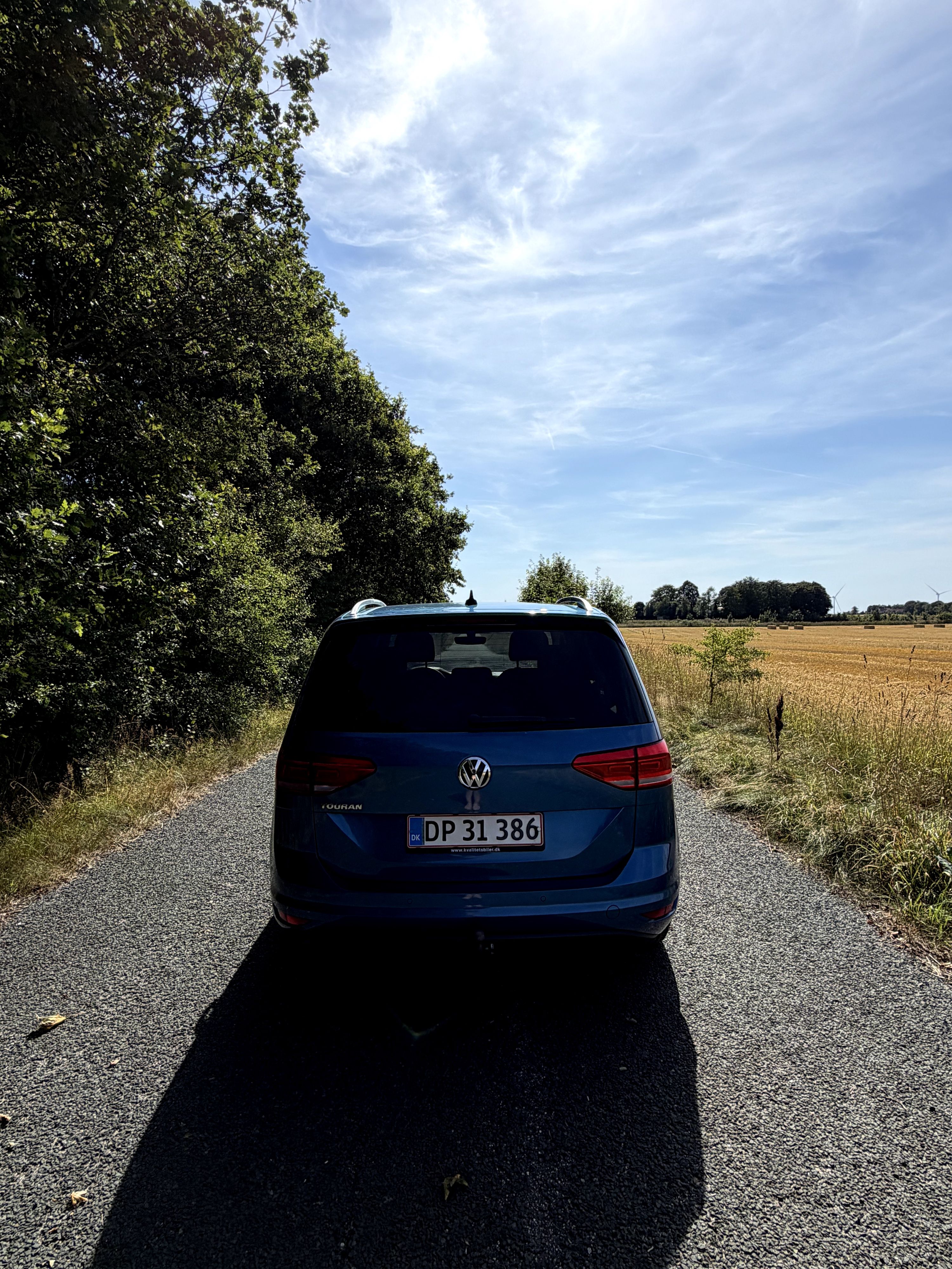 VOLKSWAGEN Touran Thumbnail 2