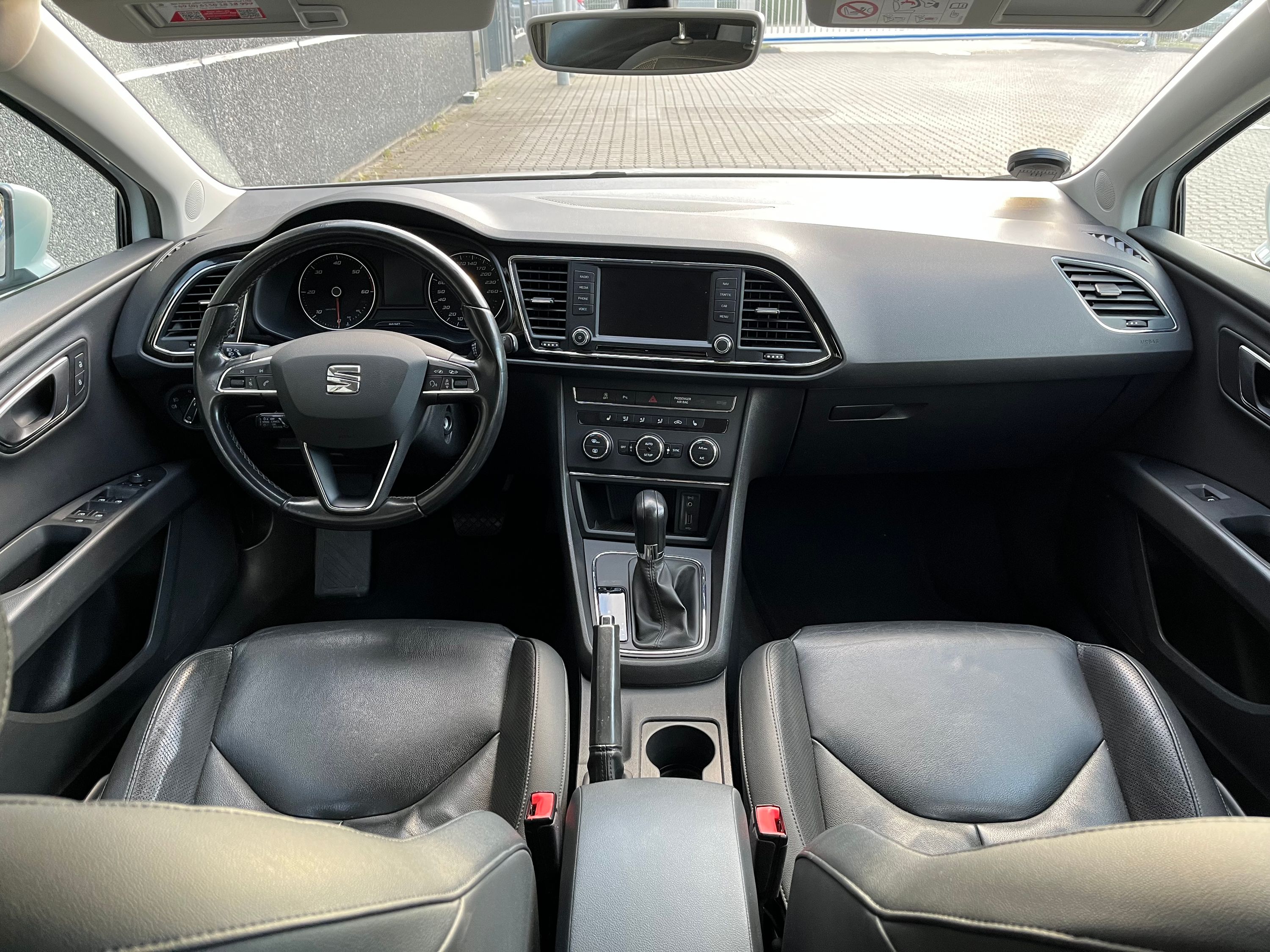 SEAT Leon Thumbnail 6