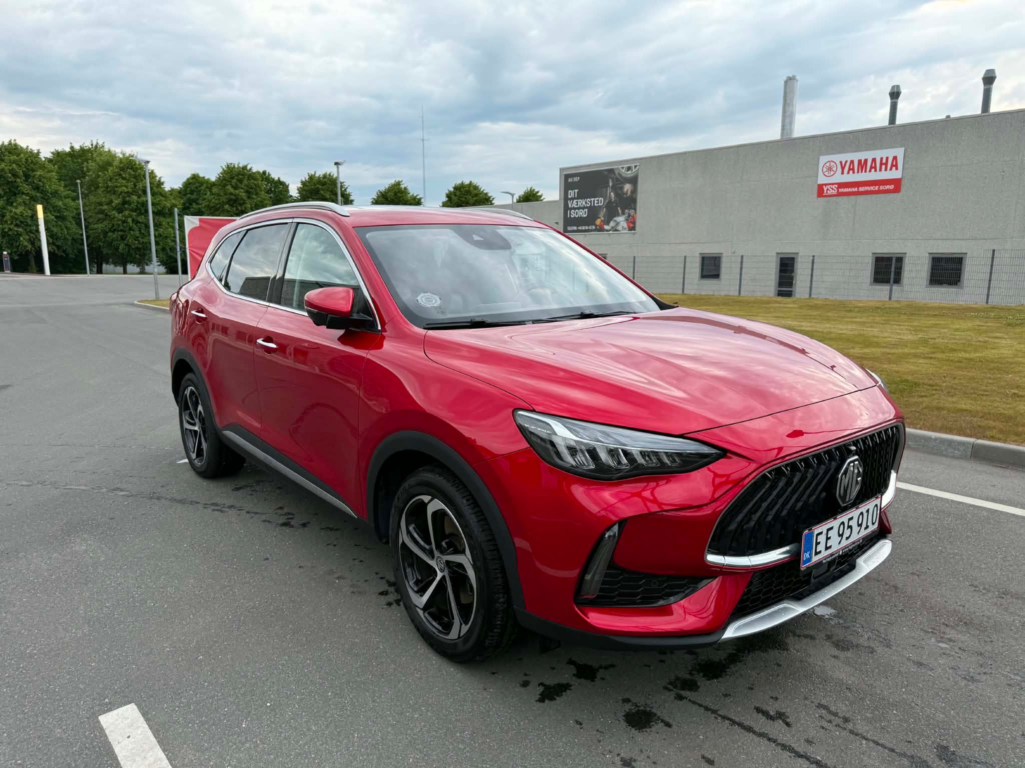 MG Ehs Plug-In Hybrid Thumbnail 2