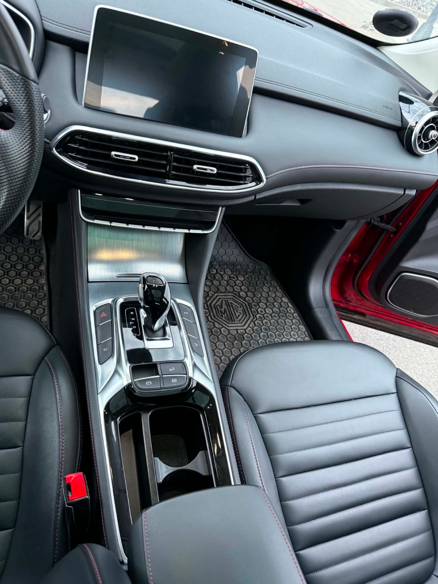 MG Ehs Plug-In Hybrid Thumbnail 11