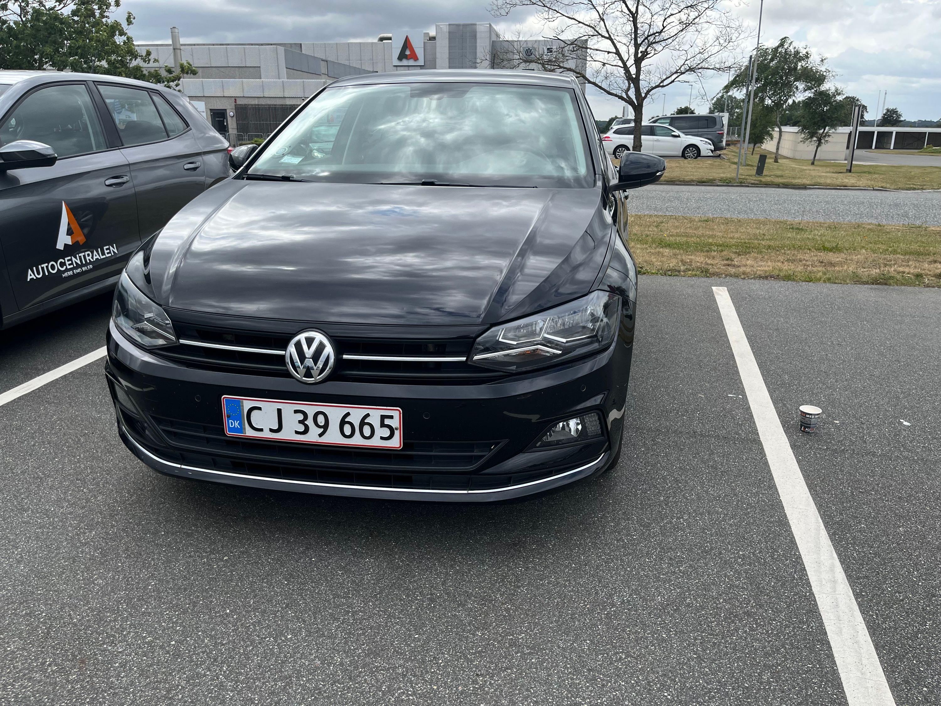 VOLKSWAGEN Polo Thumbnail 7