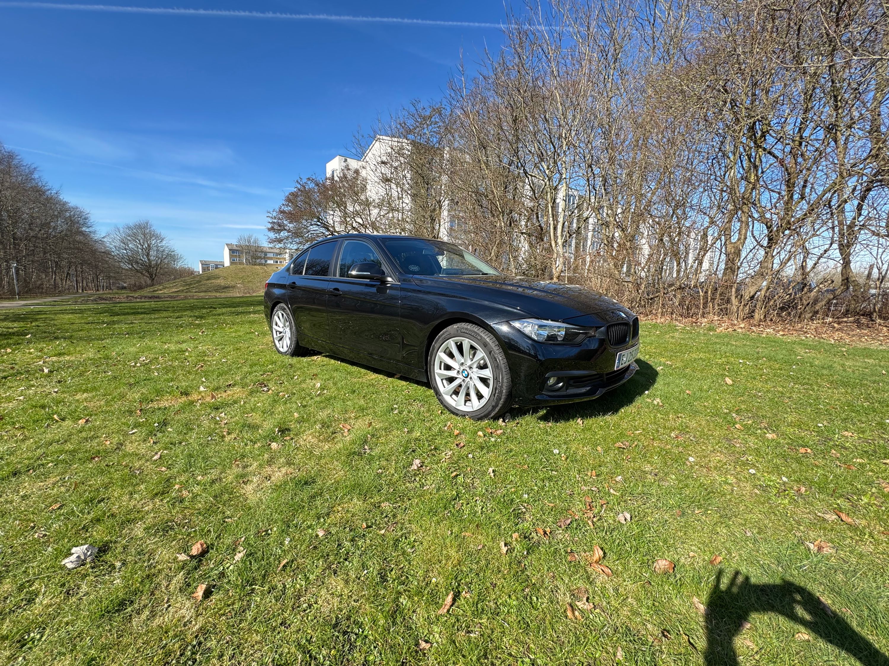 BMW  320d Thumbnail 3