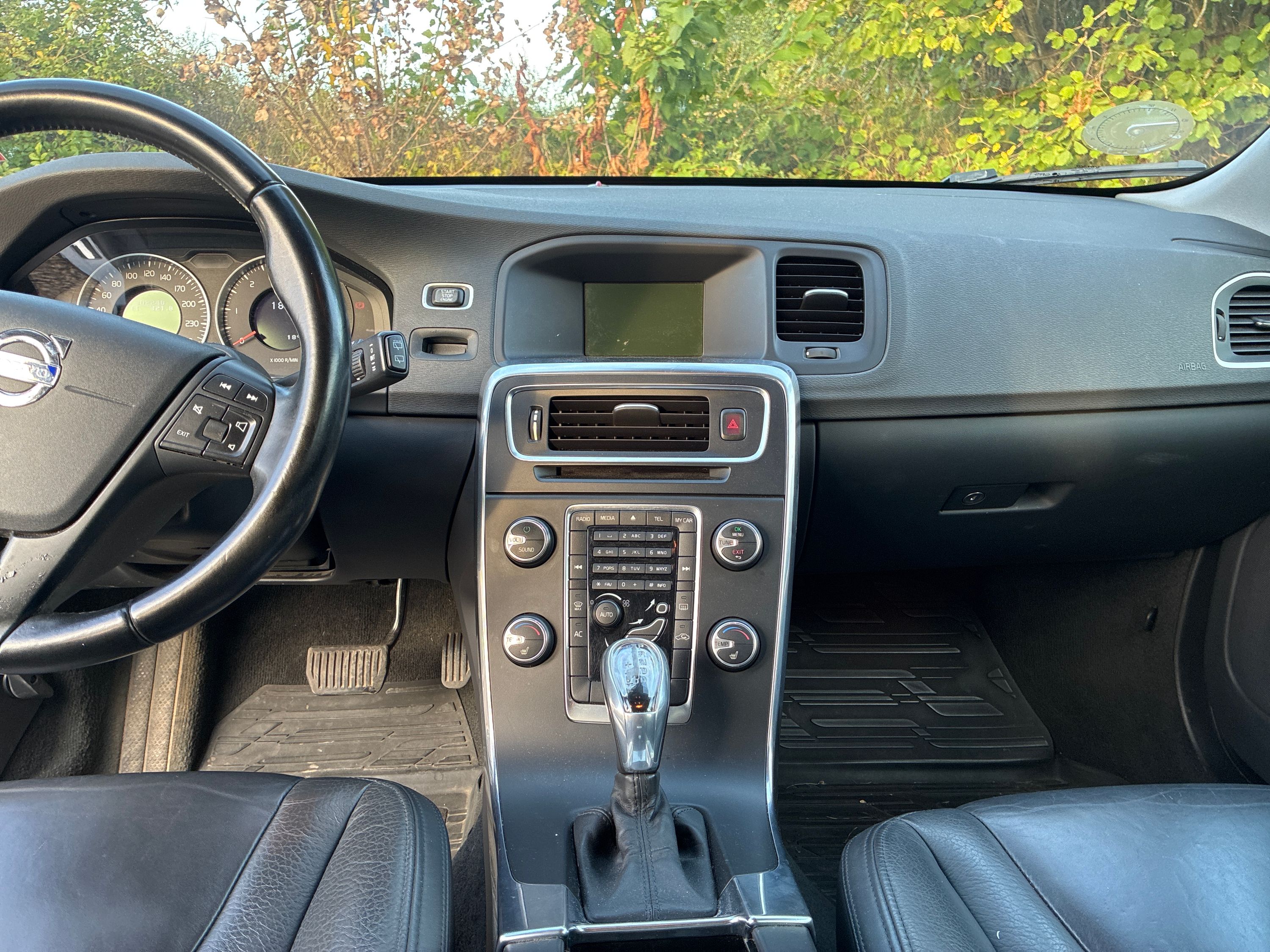 VOLVO V60 Thumbnail 7