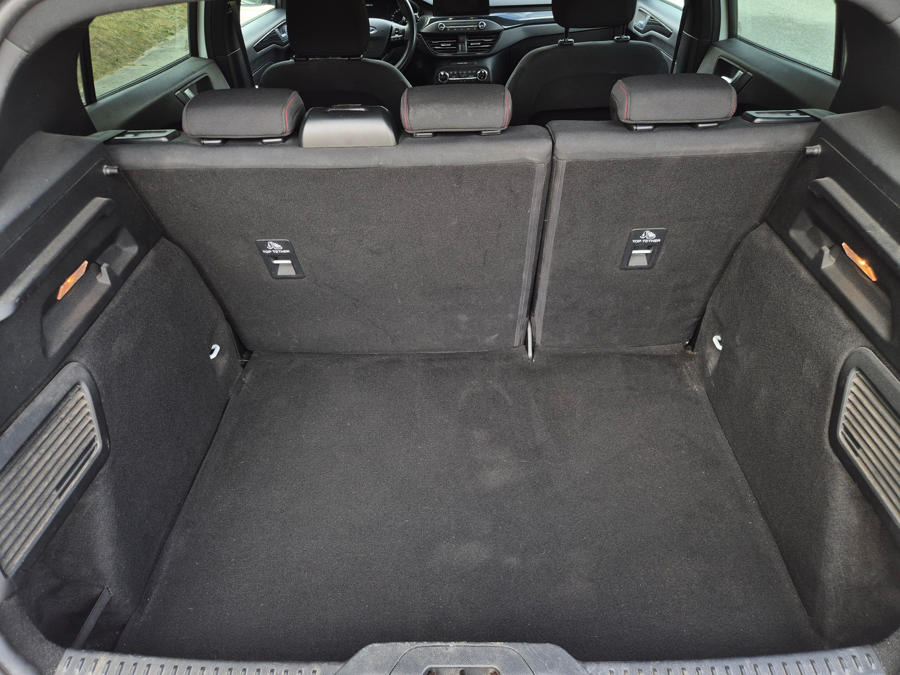 FORD Focus Thumbnail 8