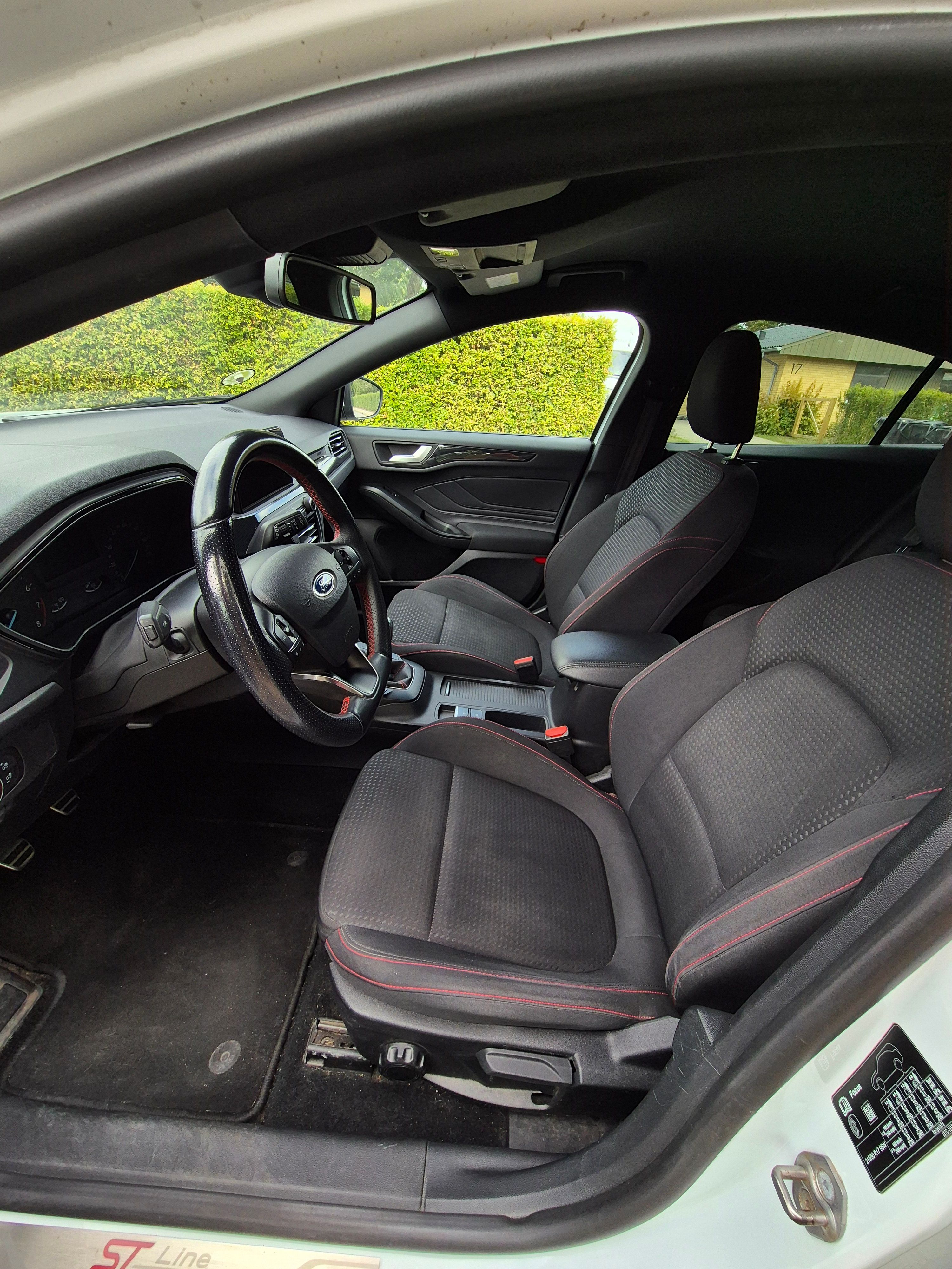 FORD Focus Thumbnail 11