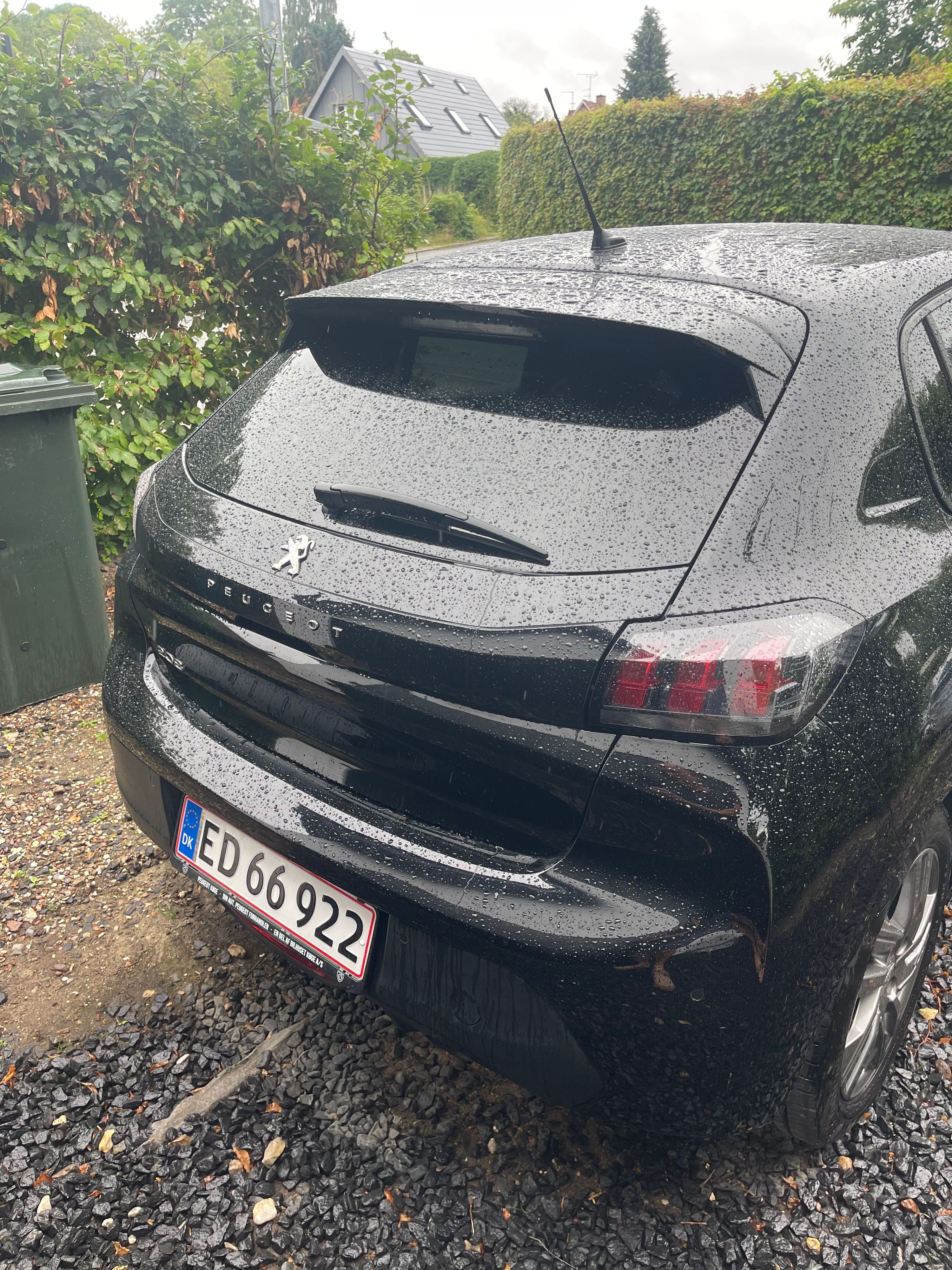PEUGEOT 208 Thumbnail 12