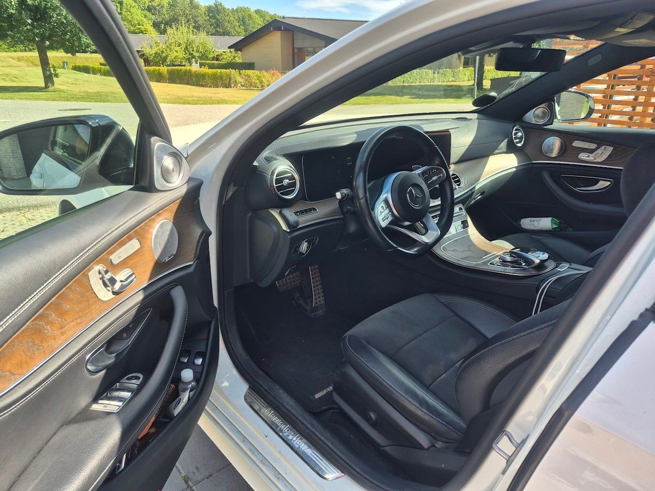 MERCEDES-BENZ E 300 De Thumbnail 8