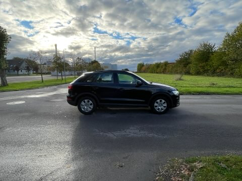 AUDI Q3 Thumbnail 4