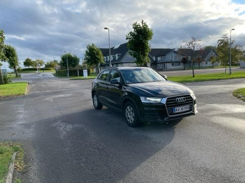 AUDI Q3 Thumbnail 1