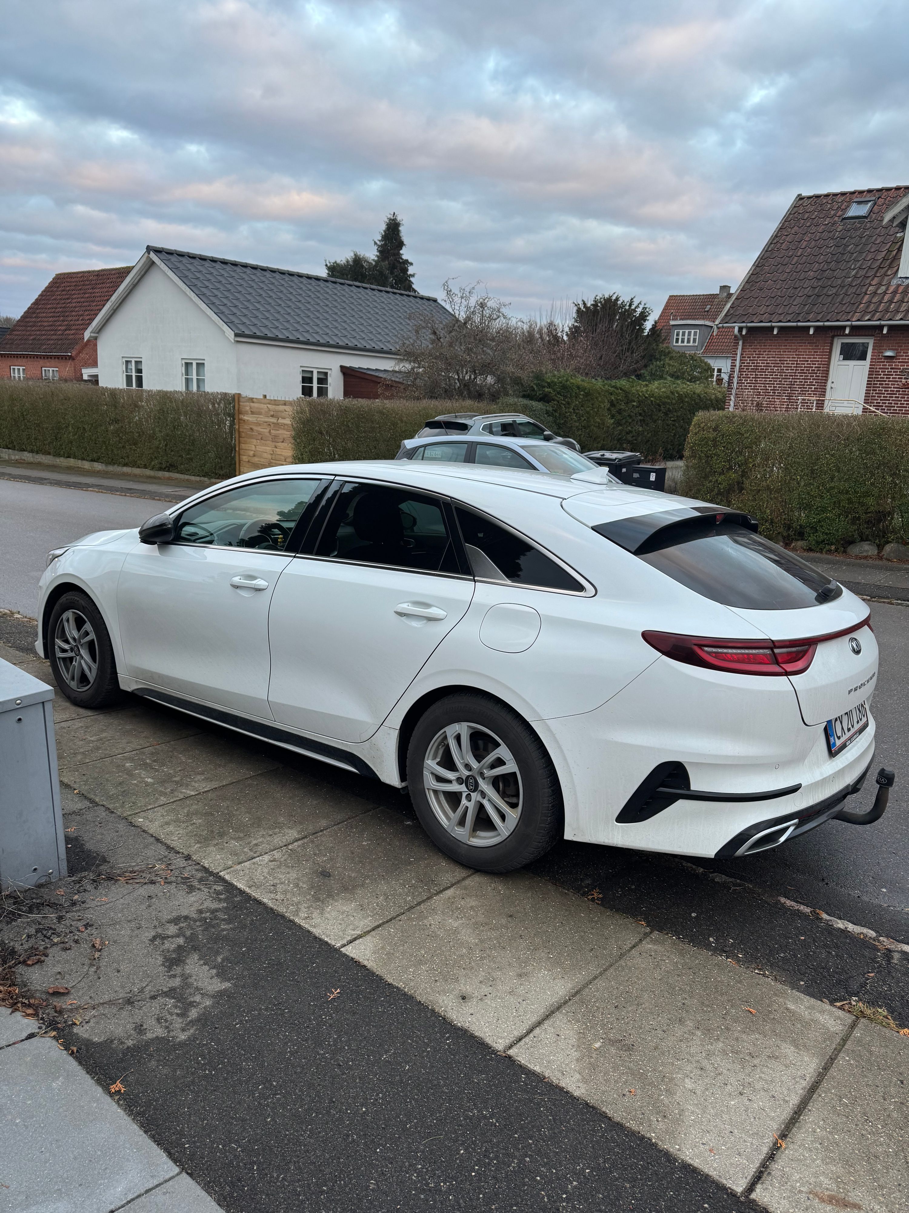 KIA Proceed Thumbnail 10