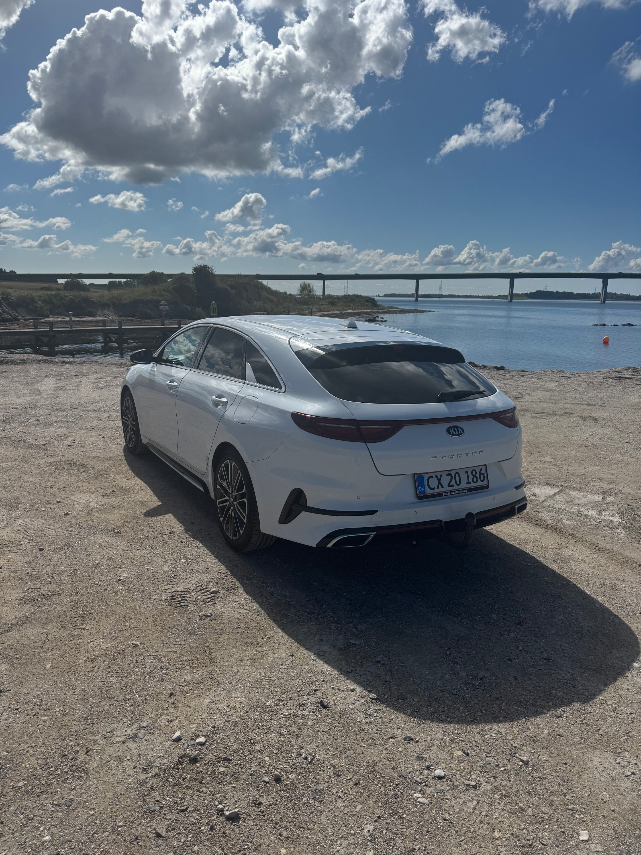 KIA Proceed Thumbnail 5