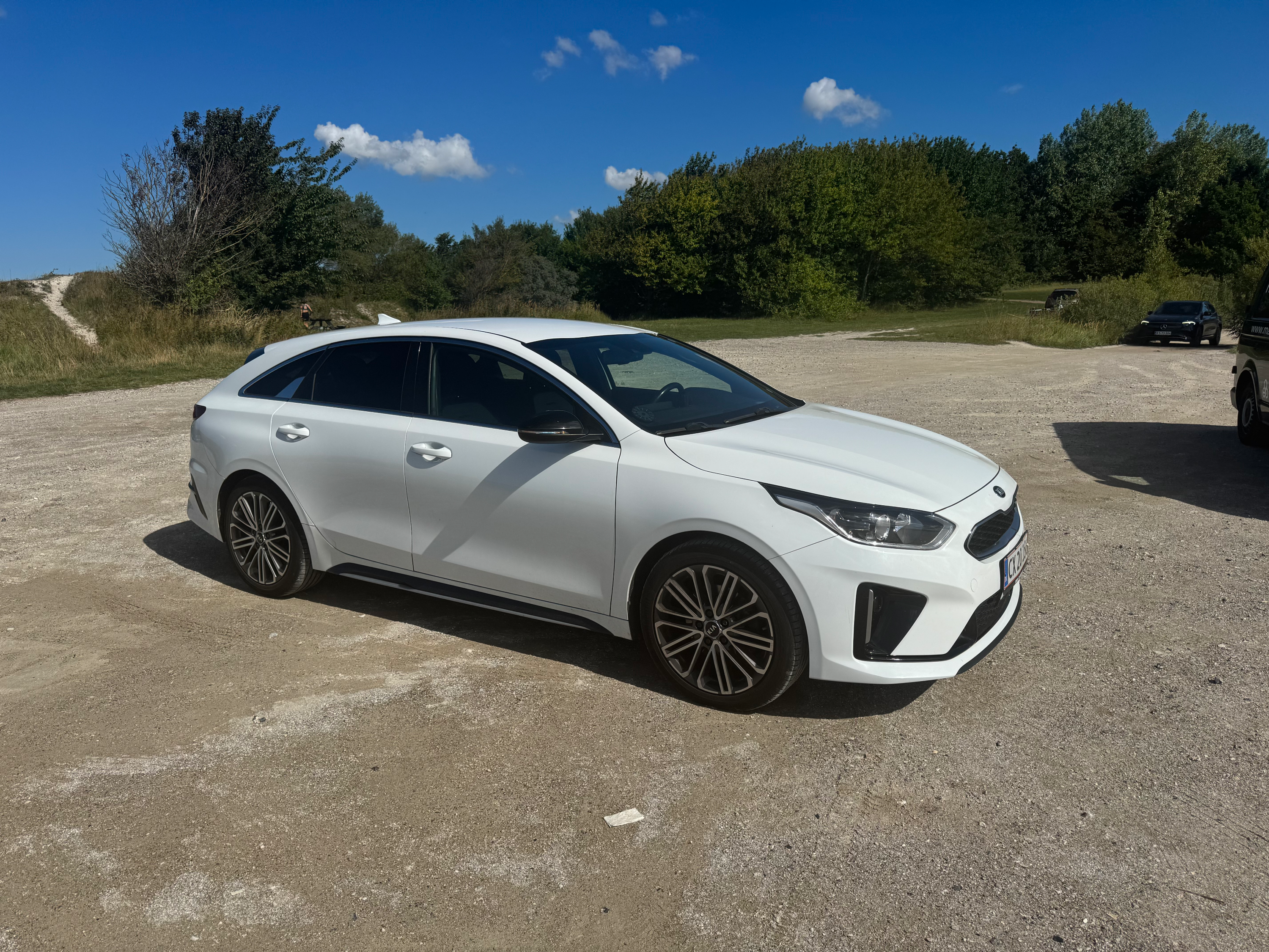 KIA Proceed Thumbnail 2