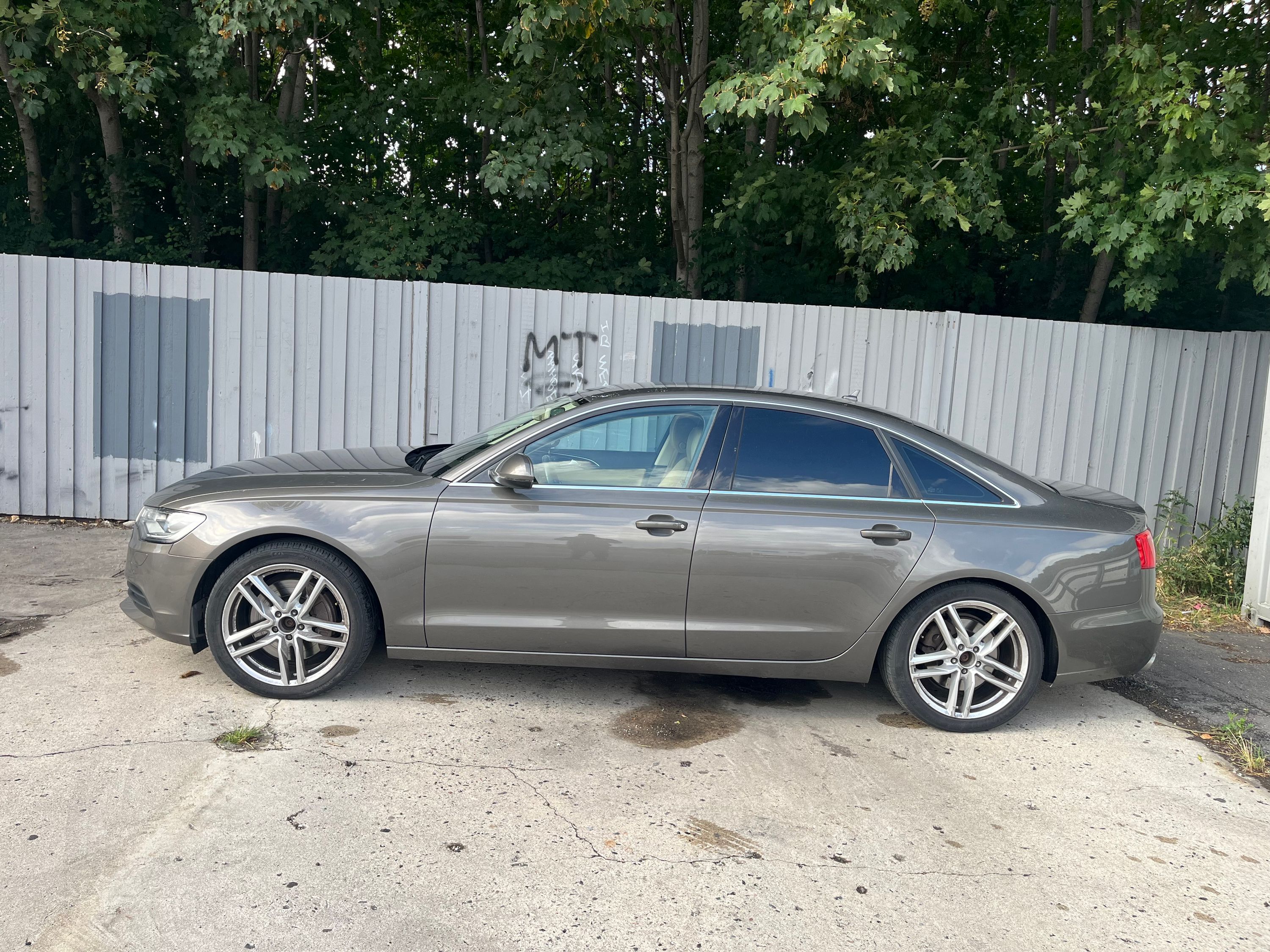 AUDI A6 Thumbnail 5