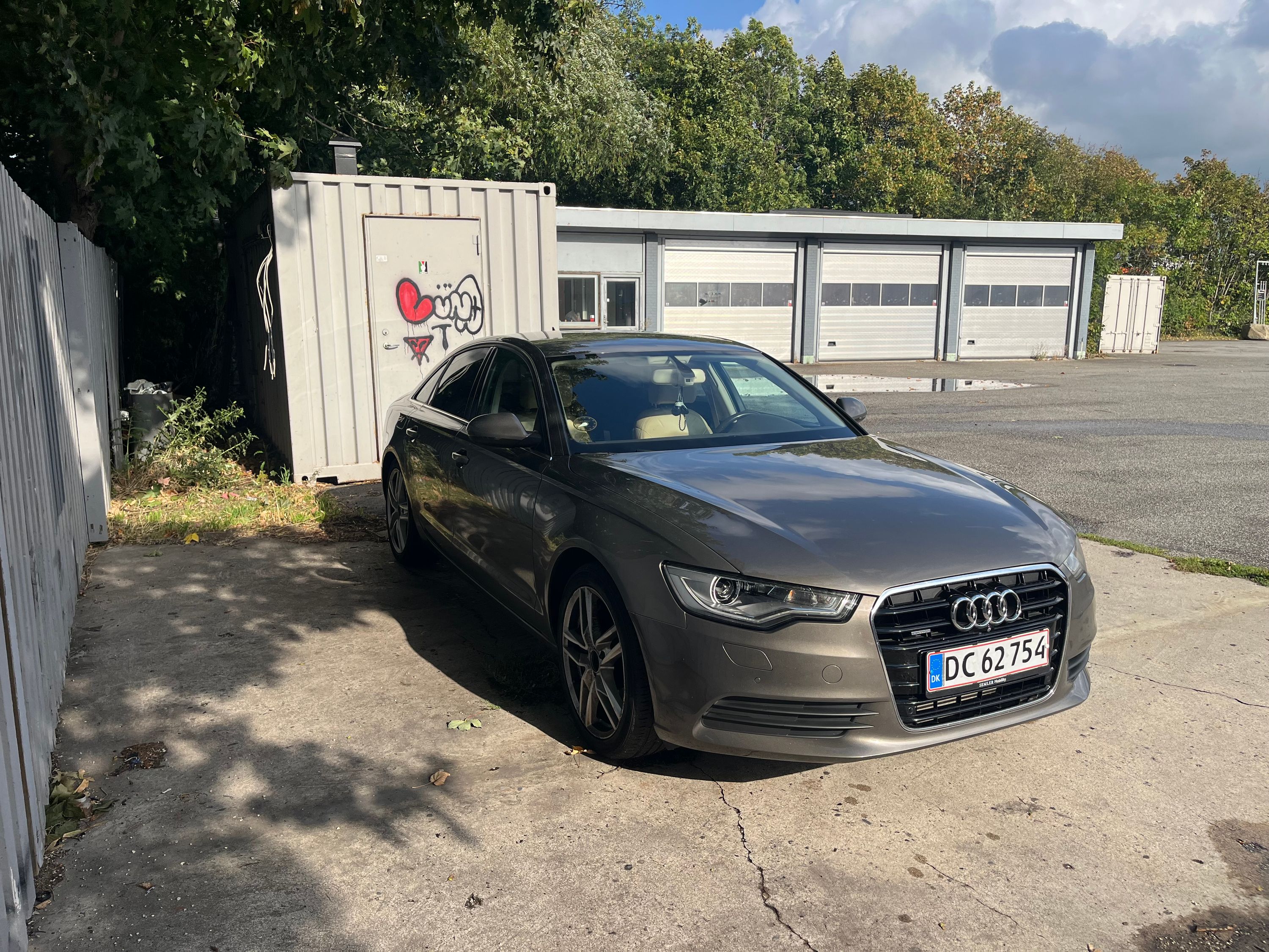 AUDI A6 1
