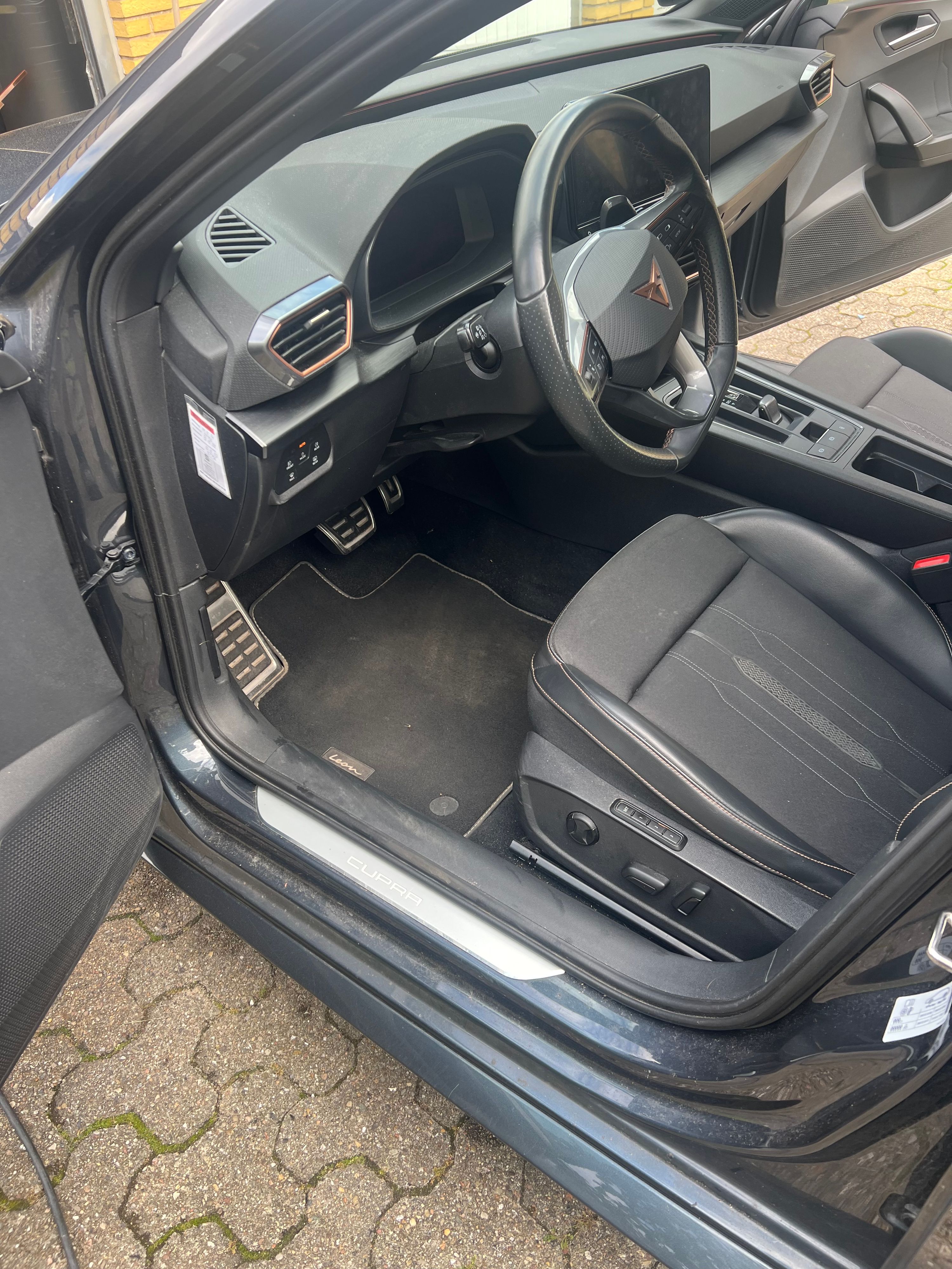 SEAT Cupra Leon Thumbnail 14