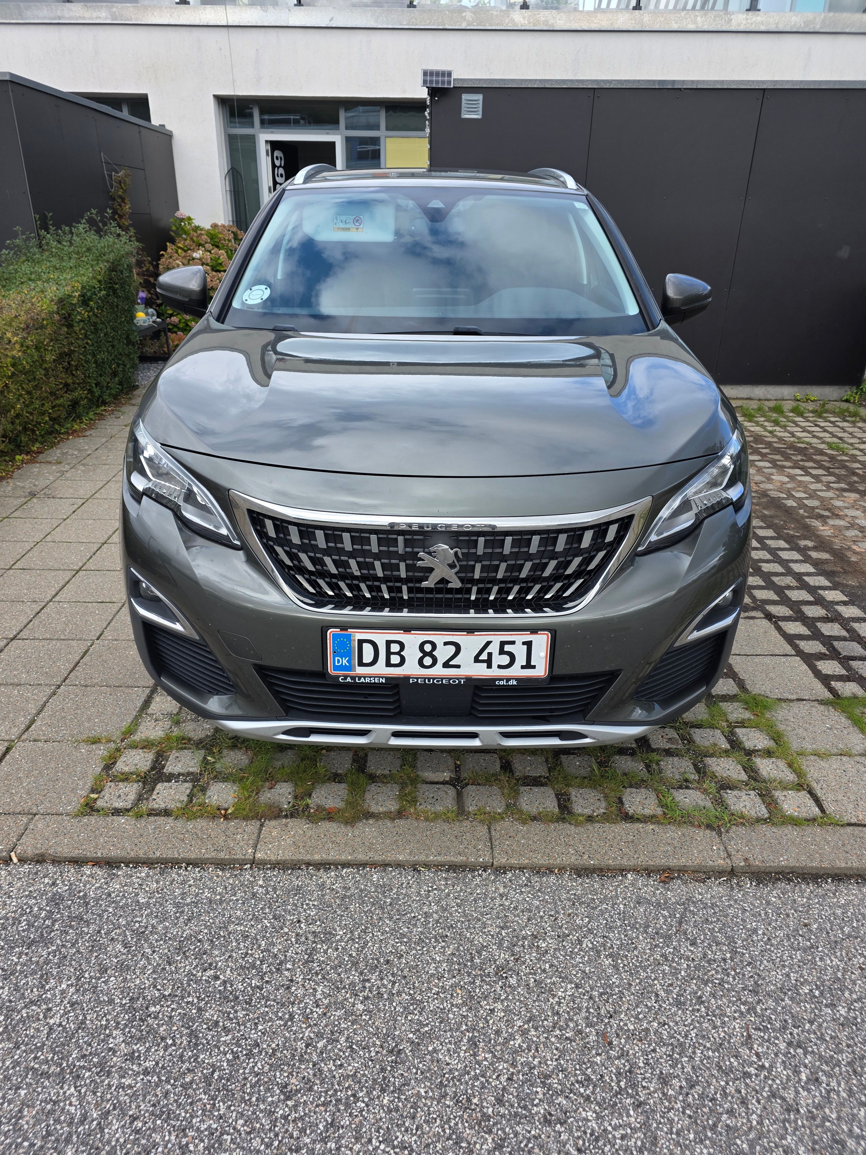 PEUGEOT 3008 Thumbnail 4