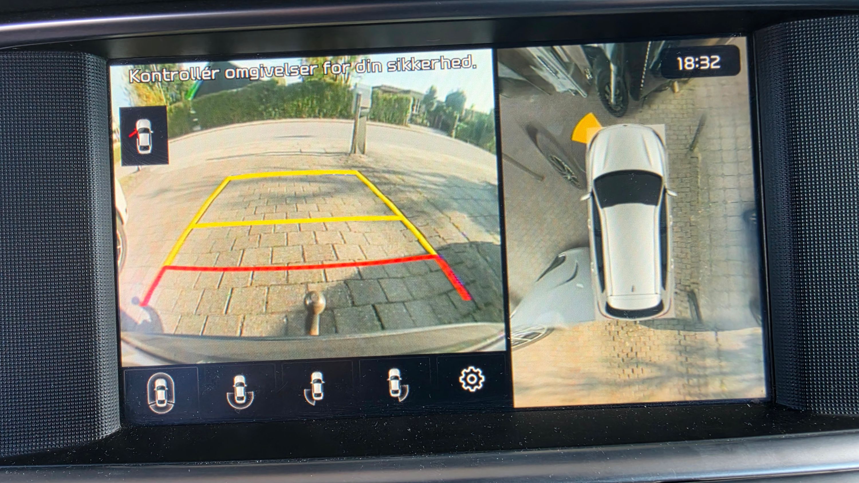 KIA Optima Thumbnail 12
