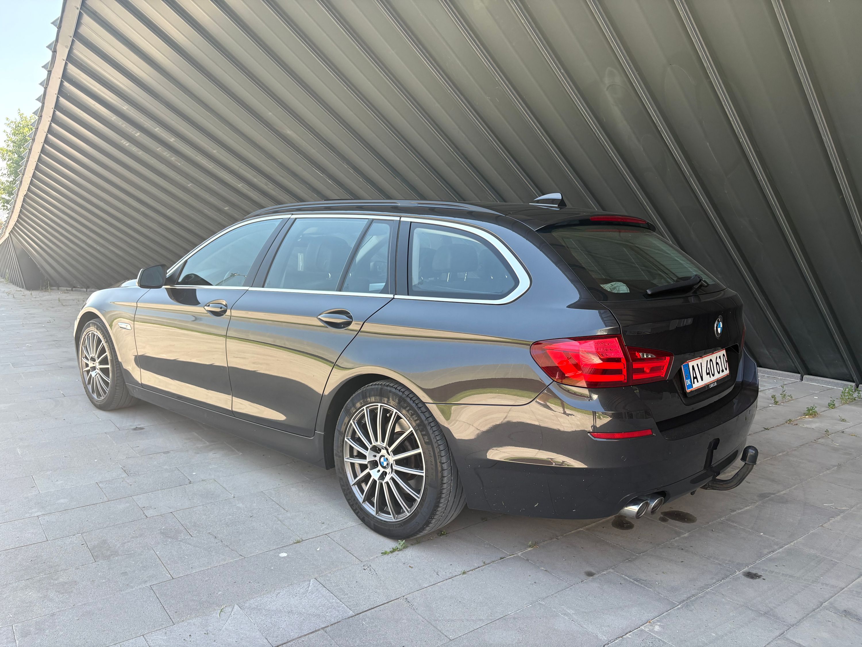 BMW 5-Serie Thumbnail 7