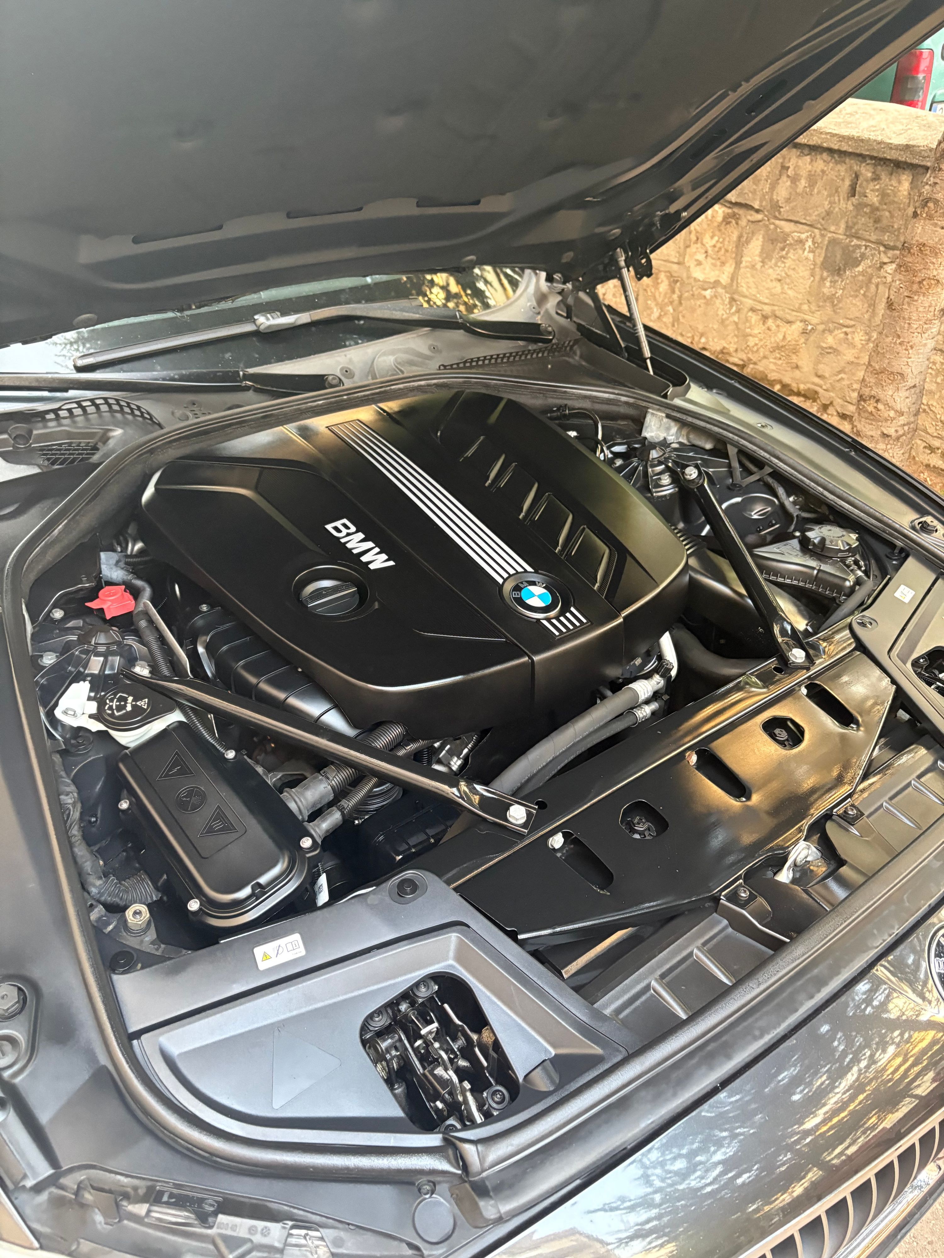 BMW 5-Serie Thumbnail 9