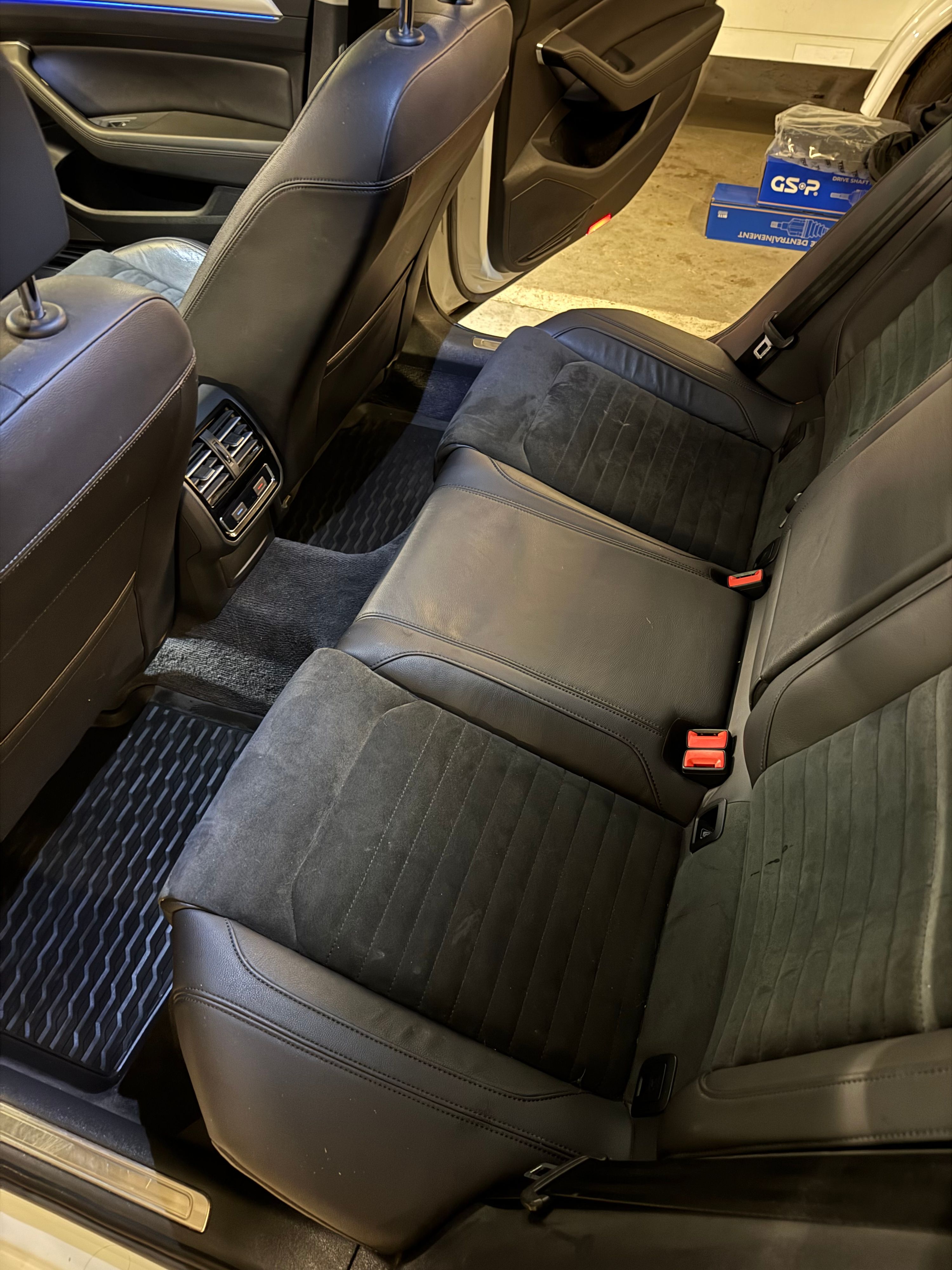 VW Passat Thumbnail 6