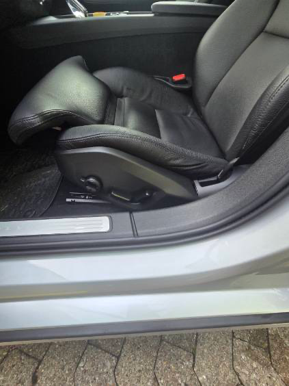 VOLVO V60 Thumbnail 3