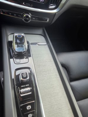 VOLVO V60 Thumbnail 6