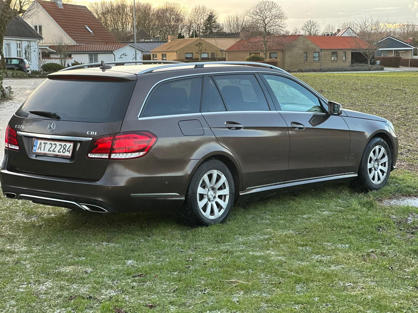 MERCEDES-BENZ E-Klasse Thumbnail 7