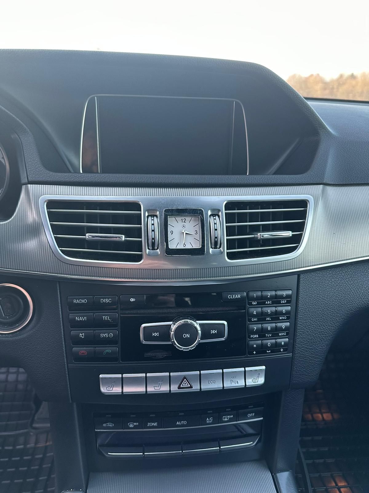 MERCEDES-BENZ E-Klasse Thumbnail 11