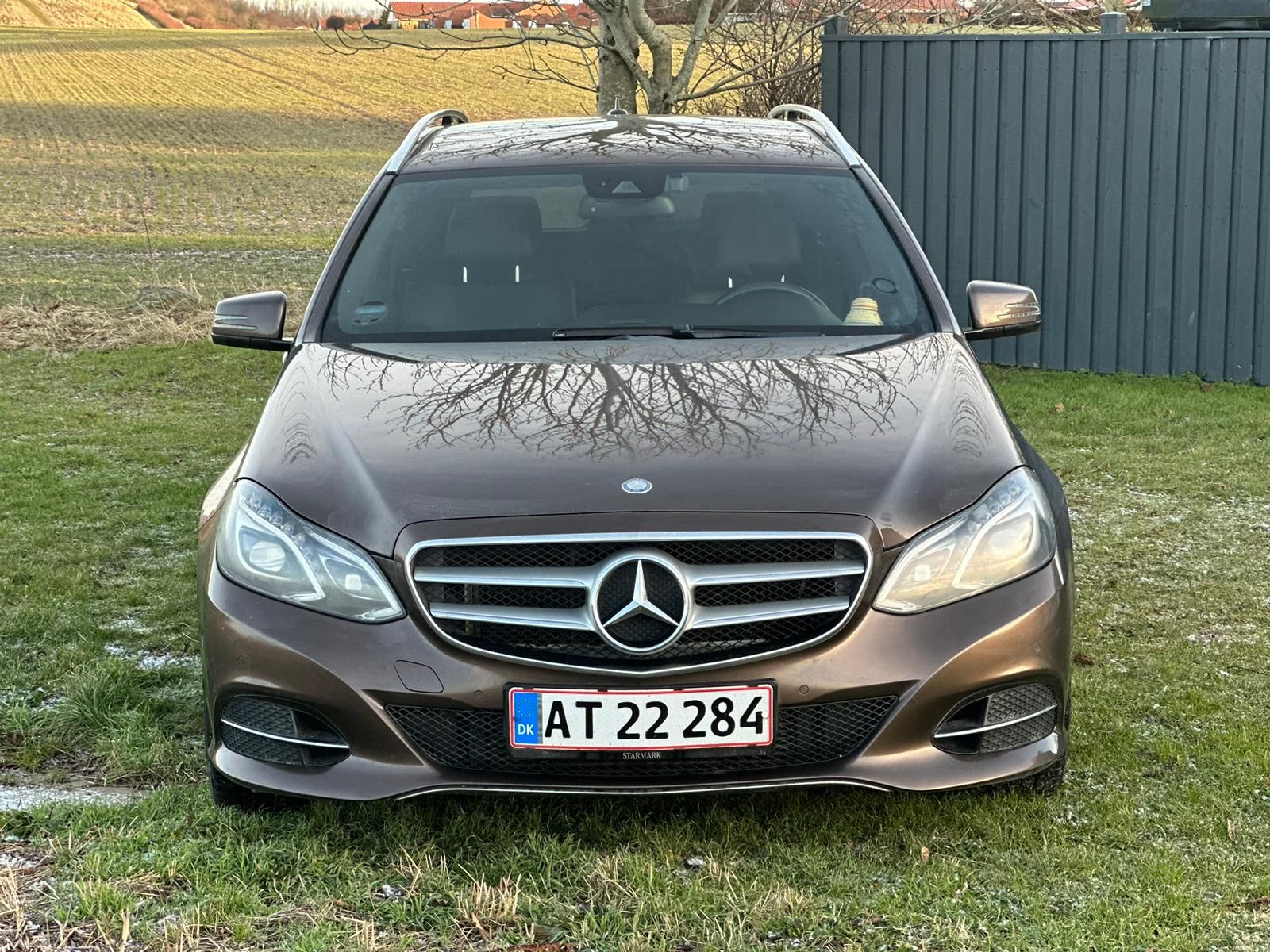 MERCEDES-BENZ E-Klasse Thumbnail 4
