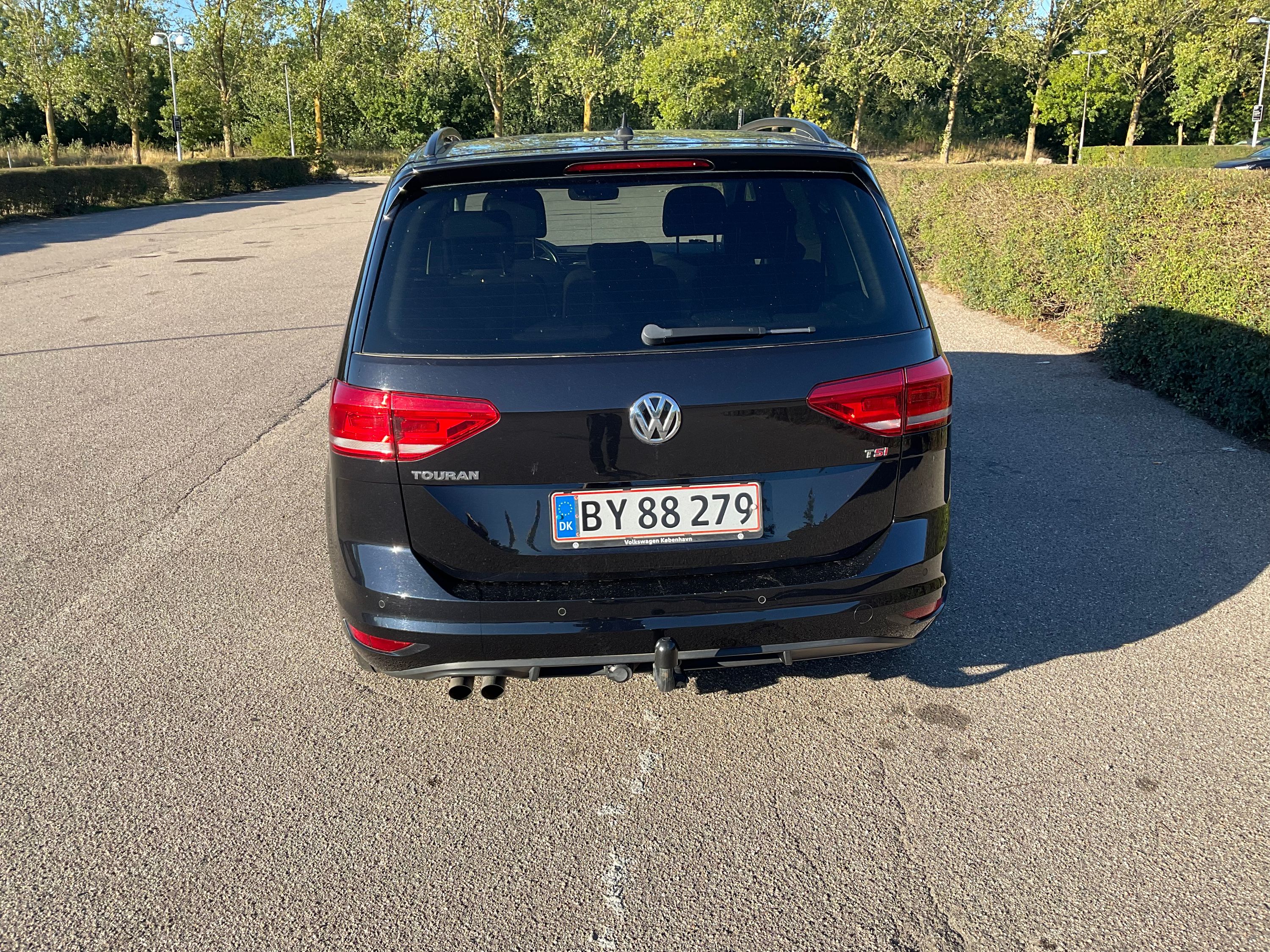 VOLKSWAGEN Touran Thumbnail 9