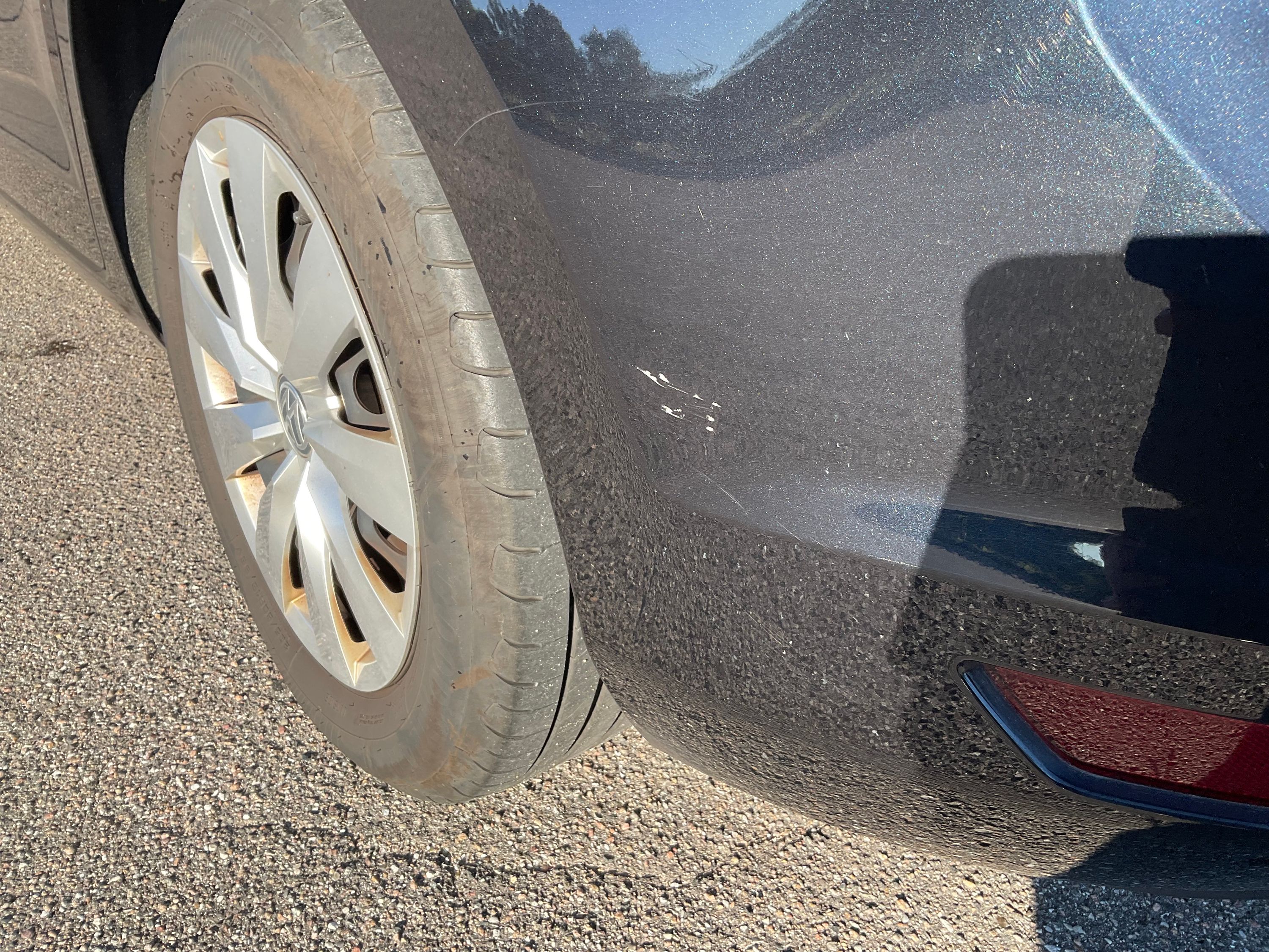 VOLKSWAGEN Touran Thumbnail 3