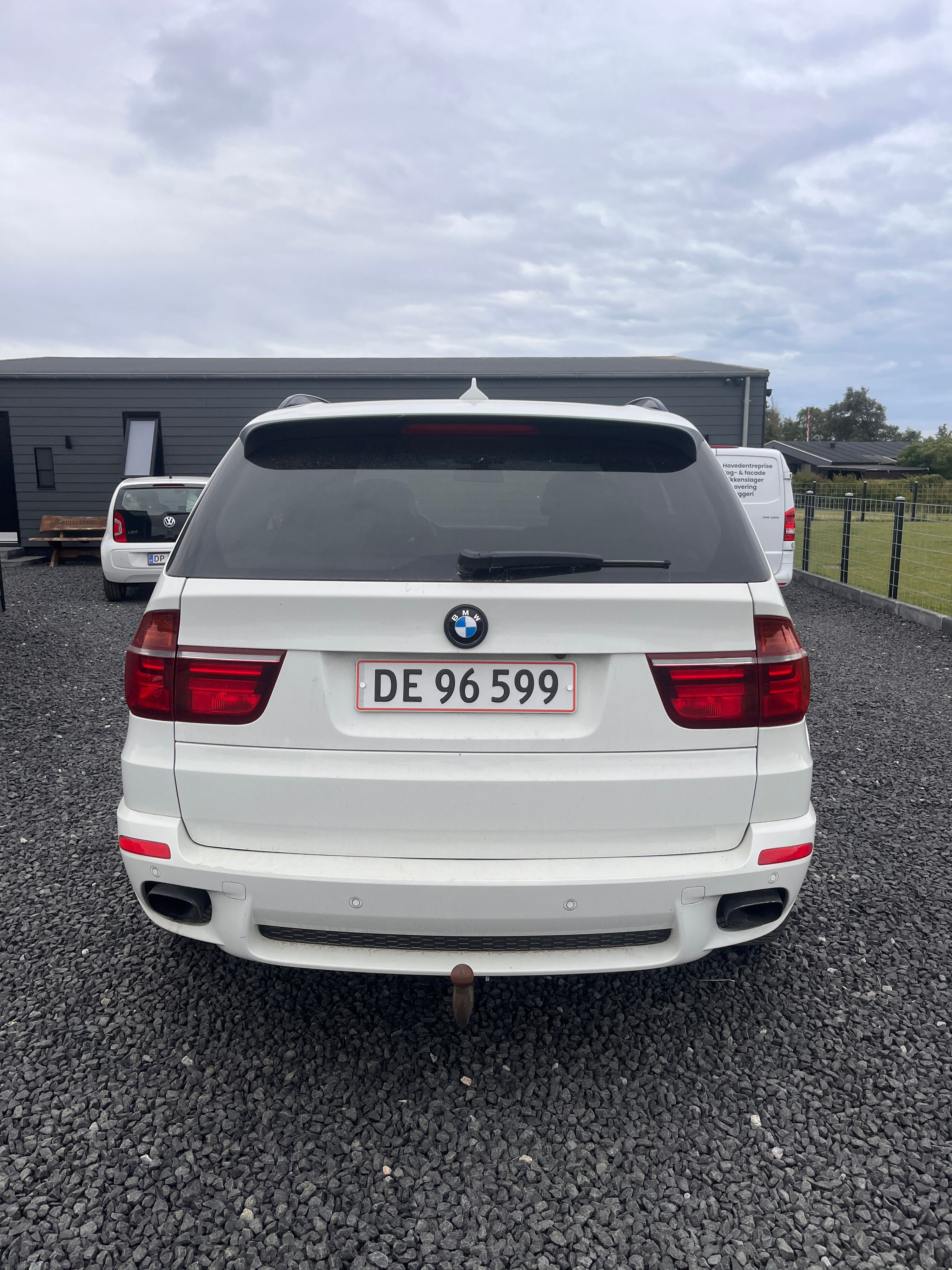 BMW X5 Thumbnail 4